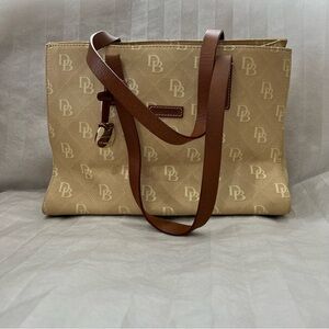 Dooney bourke signature Medium Handbag canvas